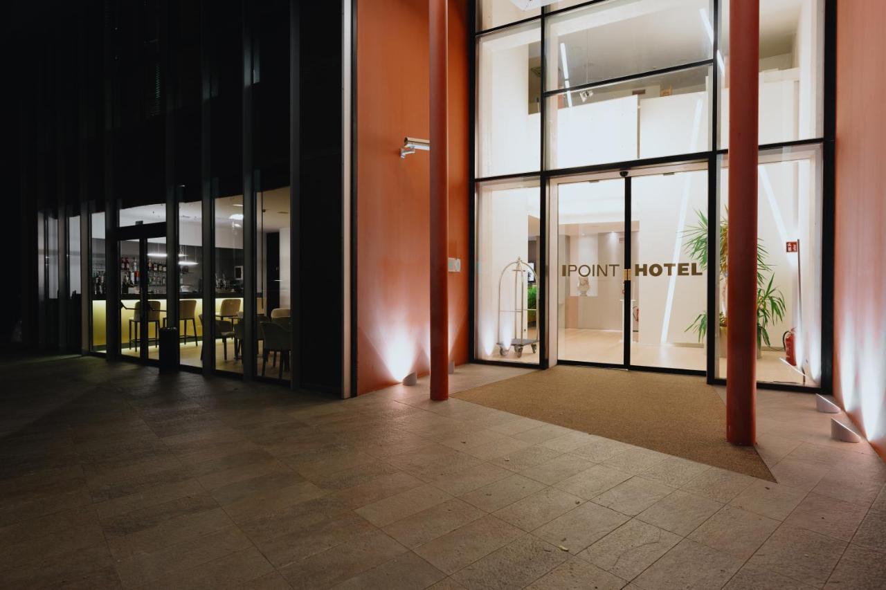 New Ipoint Hotel Сан Джовани ин Персичето Екстериор снимка
