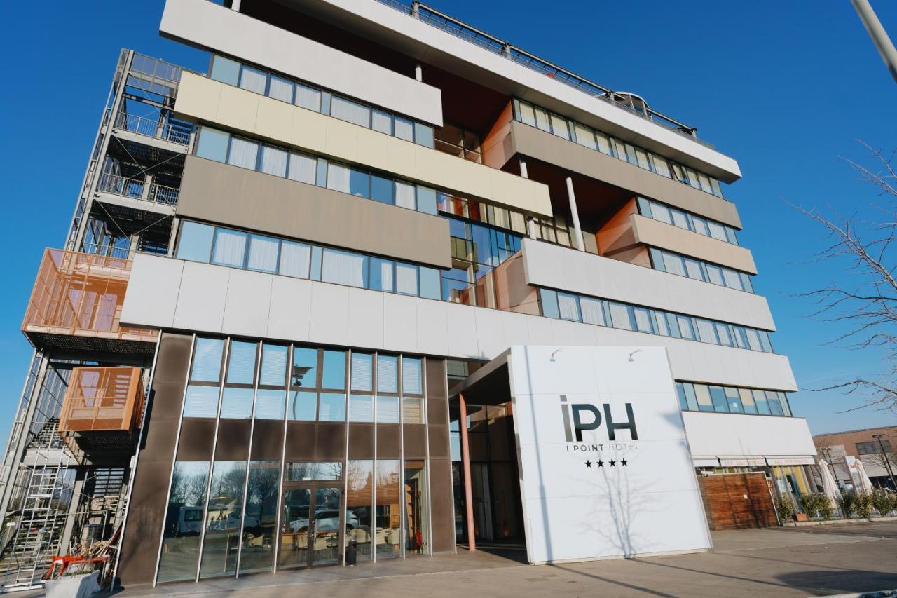 New Ipoint Hotel Сан Джовани ин Персичето Екстериор снимка